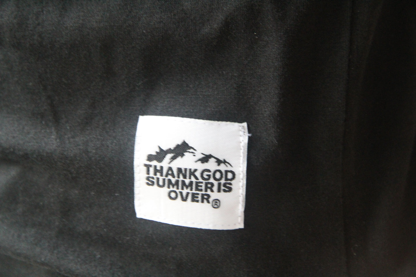 NEW MOUNTAIN SWEATSHIRT